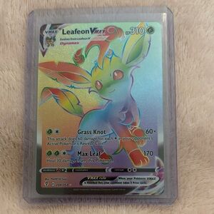 Pokemon Leafeon VMAX (Secret) - SWSH07: Evolving Skies (SWSH07) 204/203